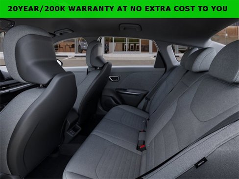 New 2025 Kia K4 EX image 18