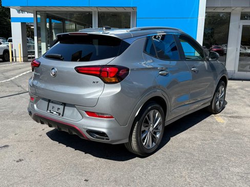 Used 2023 Buick Encore GX Select w/ Sport Touring Package image 5