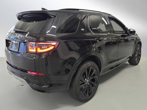 Certified 2025 Land Rover Discovery Sport S image 7