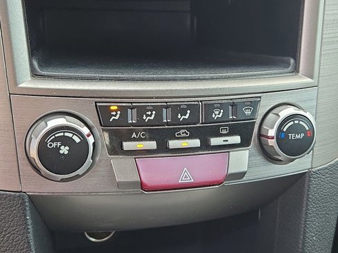 Used 2011 Subaru Legacy 2.5i image 21