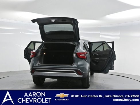 New 2025 Chevrolet Trax LT w/ Driver Confidence Package image 31