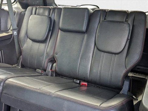Used 2019 Dodge Grand Caravan GT image 19
