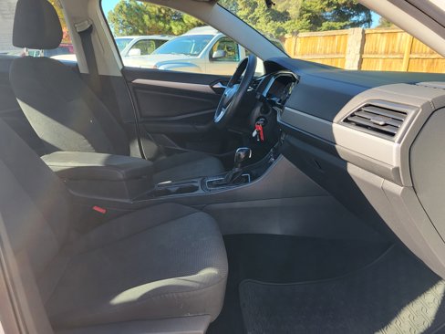 Used 2020 Volkswagen Jetta S w/ Driver Assistance Package image 14