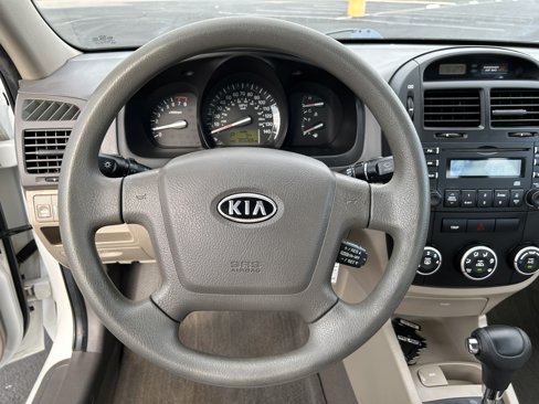 Used 2009 Kia Spectra EX image 11