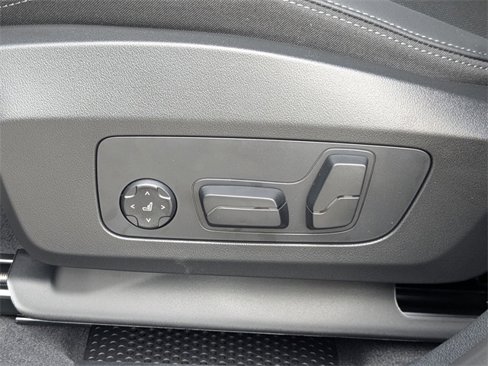 New 2026 BMW X2 xDrive28i w/ Technology Package image 20