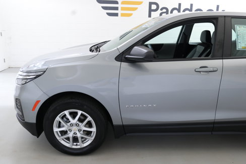 Used 2023 Chevrolet Equinox LS image 4