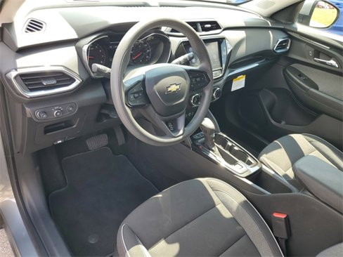 Used 2023 Chevrolet TrailBlazer LT w/ Convenience Package image 6