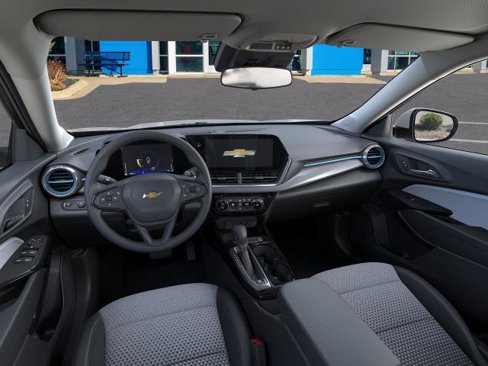 New 2025 Chevrolet Trax LT image 39