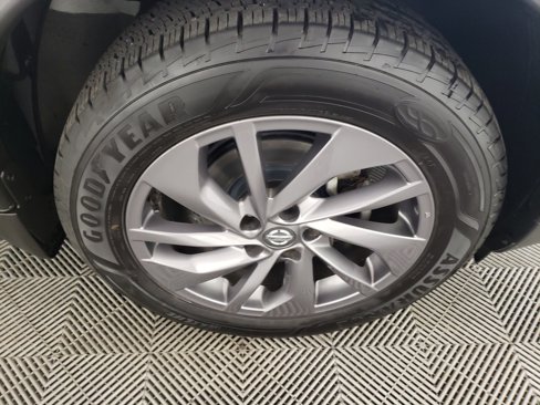 Used 2016 Nissan Rogue SL image 7