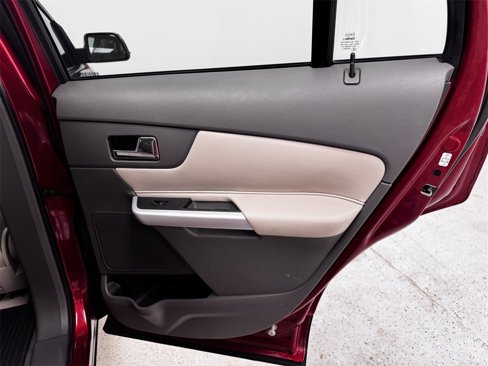 Used 2013 Ford Edge SEL image 13