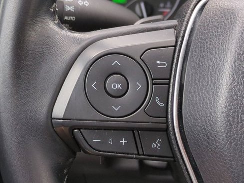 Used 2019 Toyota Camry SE image 23