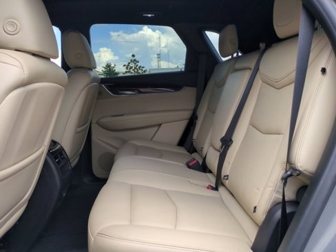Used 2019 Cadillac XT5 Premium Luxury image 13