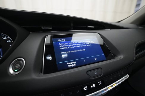 Used 2022 Cadillac XT4 Premium Luxury w/ Enhanced Visibility Package image 6