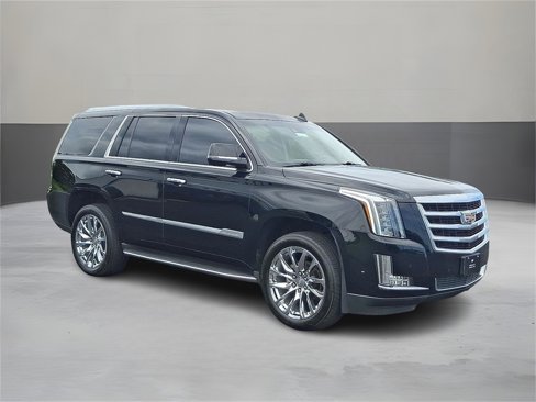 Used 2017 Cadillac Escalade Luxury image 3