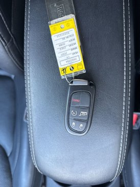 Used 2019 Jeep Cherokee Limited image 33