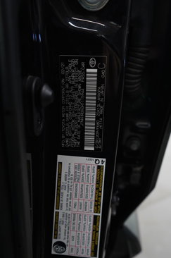 Used 2021 Toyota C-HR Limited image 24