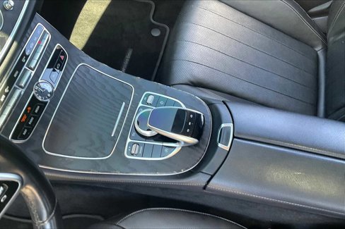 Used 2020 Mercedes-Benz E 350 Sedan image 15