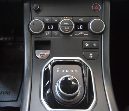 Used 2018 Land Rover Range Rover Evoque image 41