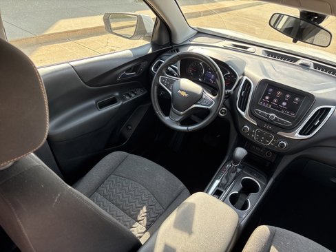 Used 2022 Chevrolet Equinox LT image 17