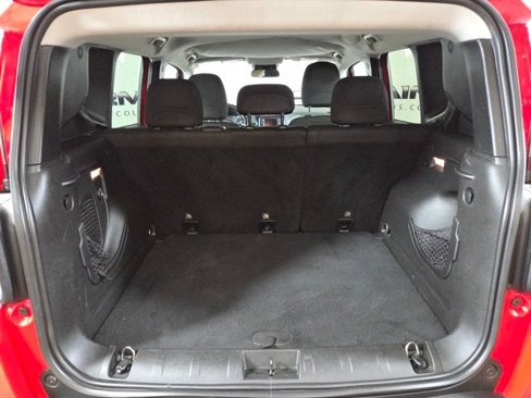 Used 2017 Jeep Renegade Latitude w/ Cold Weather Group image 22