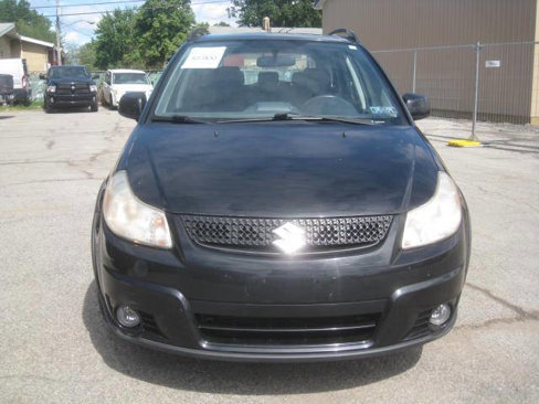 Used 2012 Suzuki SX4 AWD Hatchback image 2