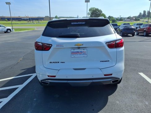 Used 2021 Chevrolet Blazer Premier w/ LPO, Interior Luxury Package image 4