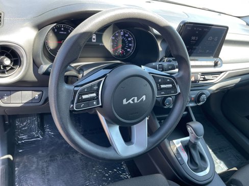 Used 2024 Kia Forte LXS image 28