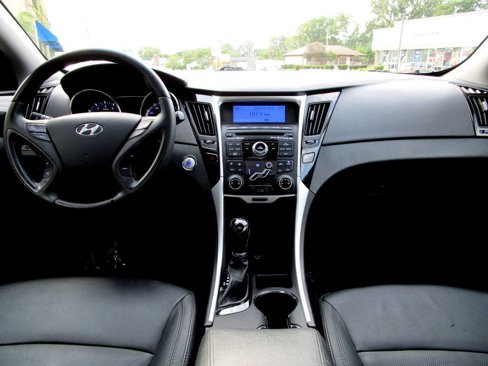 Used 2011 Hyundai Sonata Limited image 2