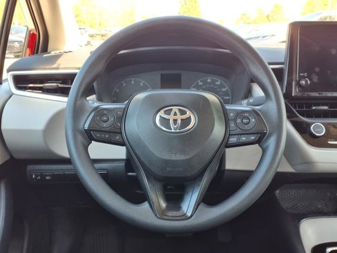 Used 2024 Toyota Corolla LE image 12