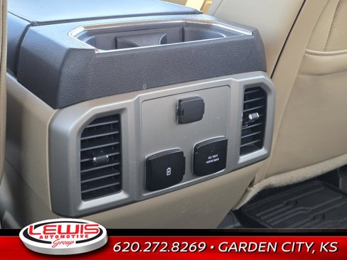Used 2017 Ford F150 Lariat image 25