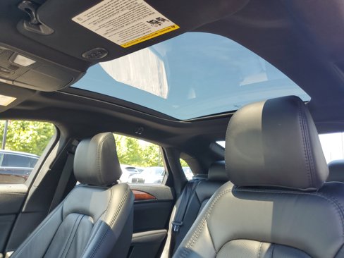 Certified 2020 Lincoln MKZ Reserve w/ Elements Package image 11