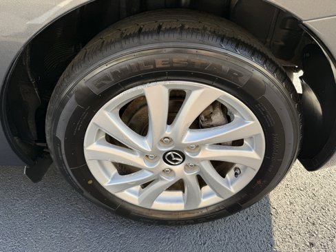 Used 2013 MAZDA MAZDA3 i Touring image 10