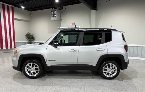 Used 2021 Jeep Renegade Limited w/ Sun & Sound Group image 2