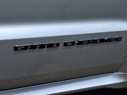 Used 2019 Jeep Grand Cherokee High Altitude image 31