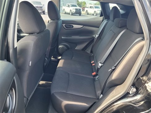 Used 2019 Nissan Rogue Sport S w/ Appearance Package image 9