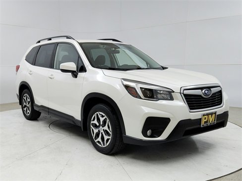 Used 2021 Subaru Forester Premium image 1