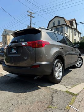 Used 2014 Toyota RAV4 XLE image 4