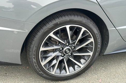 Used 2022 Hyundai Sonata Limited image 7