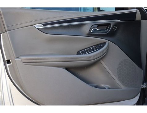 Used 2018 Chevrolet Impala LT image 16