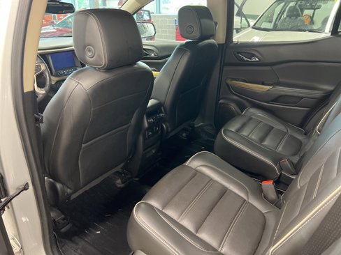 Used 2018 GMC Acadia Denali w/ Technology Package image 27