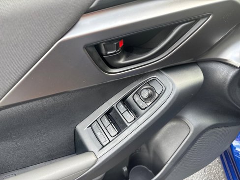 Certified 2025 Subaru Impreza 2.0i image 11