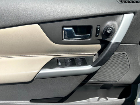 Used 2014 Ford Edge SEL w/ Equipment Group 205A image 15