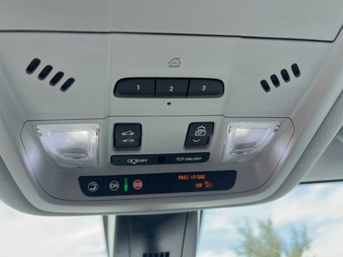 Certified 2021 Chevrolet Blazer LT w/ Sound & Technology Package image 9