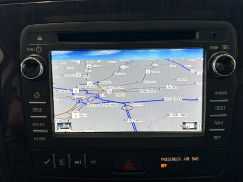Used 2017 Chevrolet Traverse LT image 16