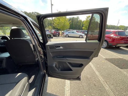 Used 2018 Volkswagen Atlas S image 44