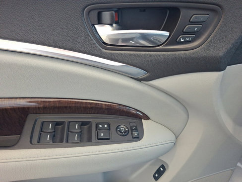 Used 2020 Acura MDX SH-AWD image 13