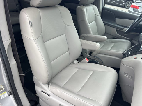 Used 2014 Honda Odyssey Touring image 22