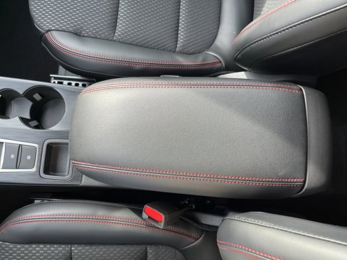 New 2025 Ford Escape ST-Line w/ Tech Pack #1 image 36
