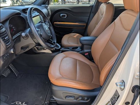 Used 2015 Kia Soul ! w/ Sun & Sound Package image 14