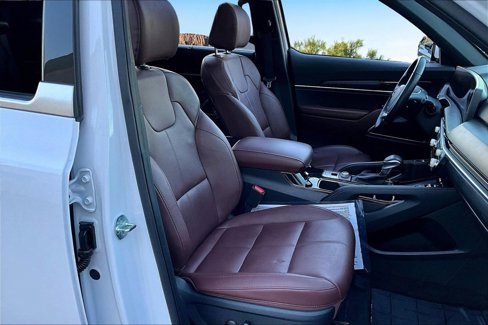 Used 2024 Kia Telluride SX image 7